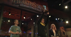 Ostkaka tog hem världsmästartiteln i Hearthstone.